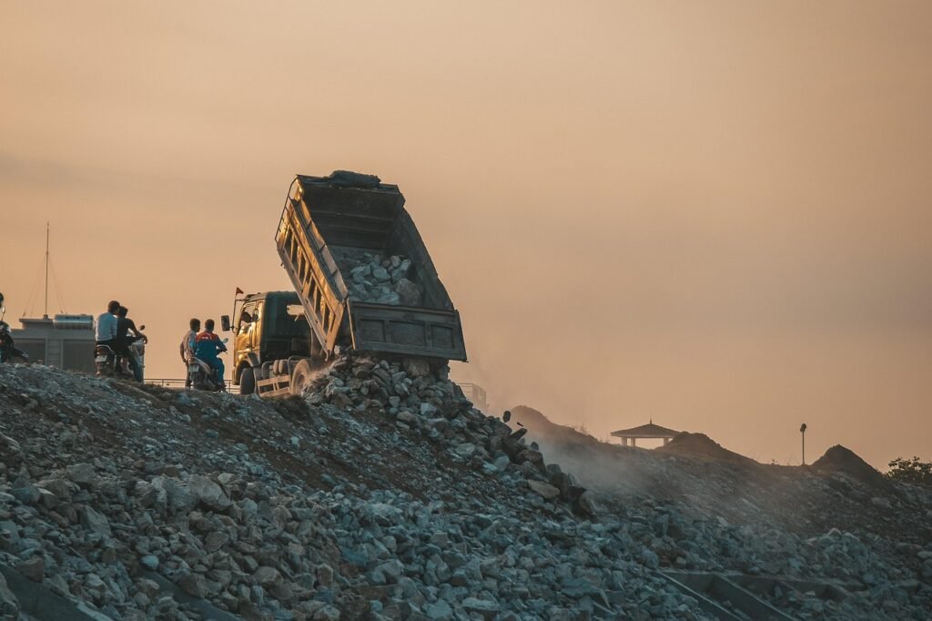 garbage, landfill, truck, dump truck, humans, people, disposal, junk, litter, pile, scrap, trash, waste, garbage, garbage, landfill, landfill, landfill, landfill, landfill, trash, trash, waste, waste, waste